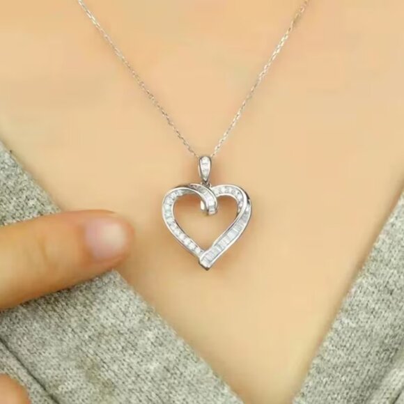 925 Sterling Silver 18" Womens 1ct Diamond Heart Pendant Necklace Ladies Jewelry - Picture 5 of 7